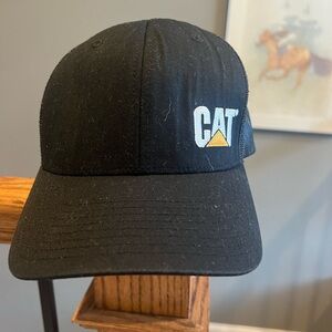 NWT CAT black and yellow baseball hat